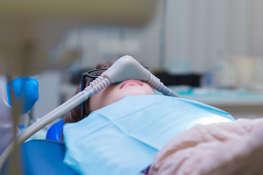 Nitrous Oxide in Dentistry: Unmasking the Calm and Comfort Behind the Laughing Gas